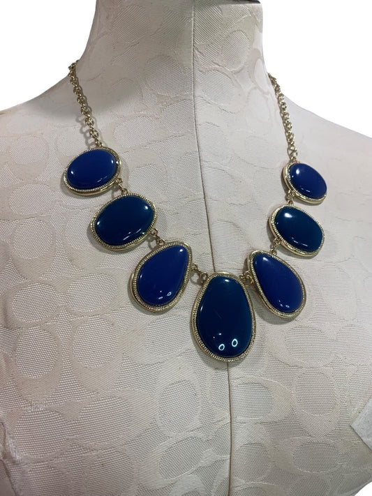 New York & Co Goldtone Blue Statement Necklace Lays Flat 21 Inch