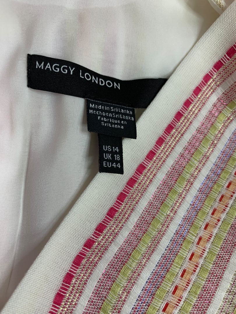 Size 14 Maggy London V-Neck Drop Shoulder Boho Dress