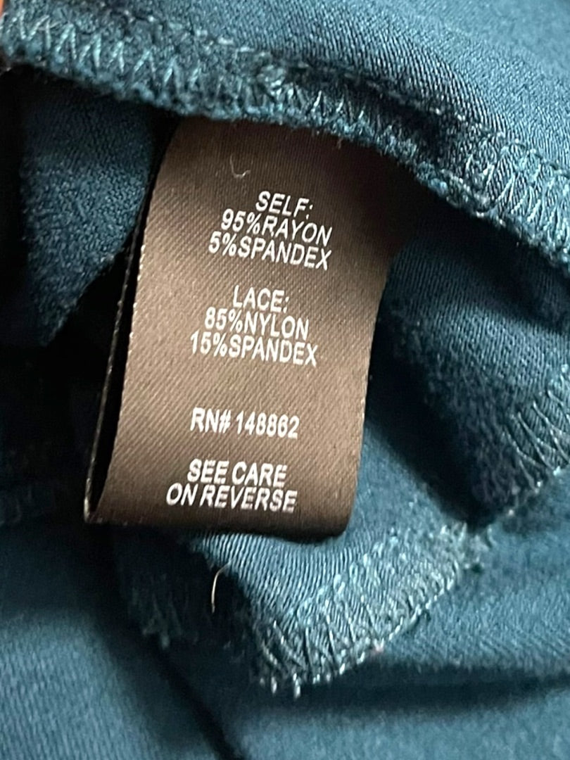 3X Torrid Super Soft Knits Womens Pullover Shirt Lace Sleeve Detail Teal