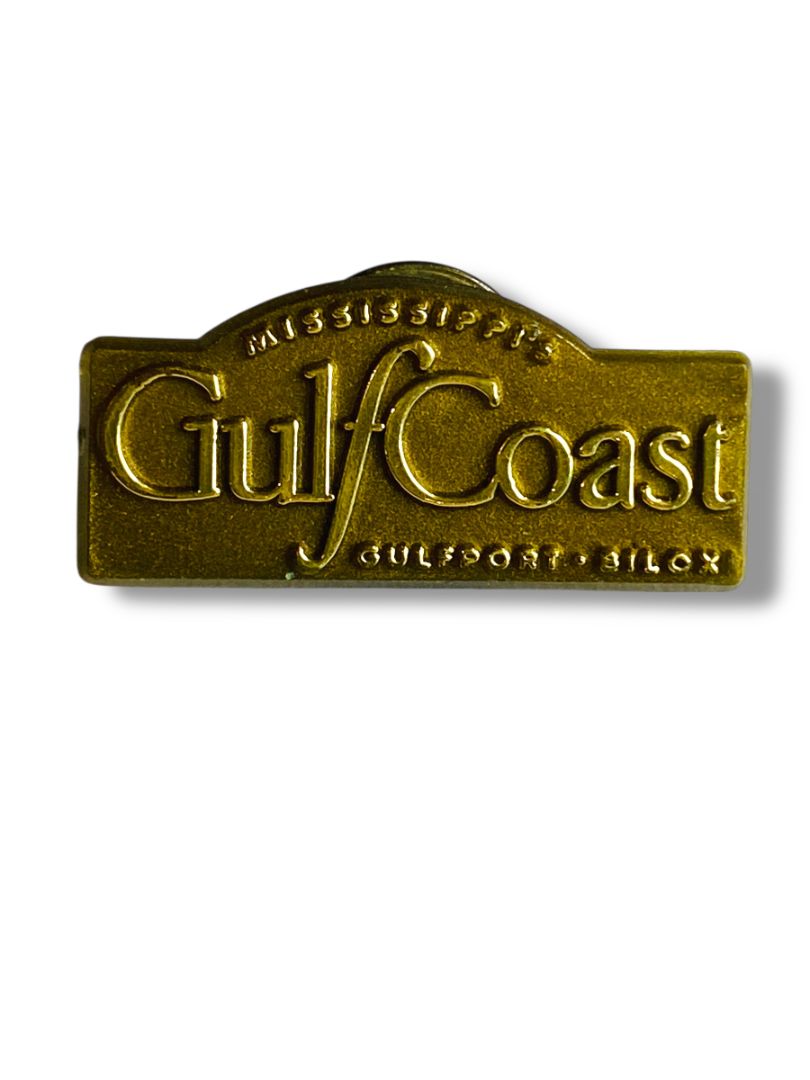 Vintage Gulf Coast Plastic Lapel Pin Goldtone Mississippi Gulfport Biloxi 1.2"
