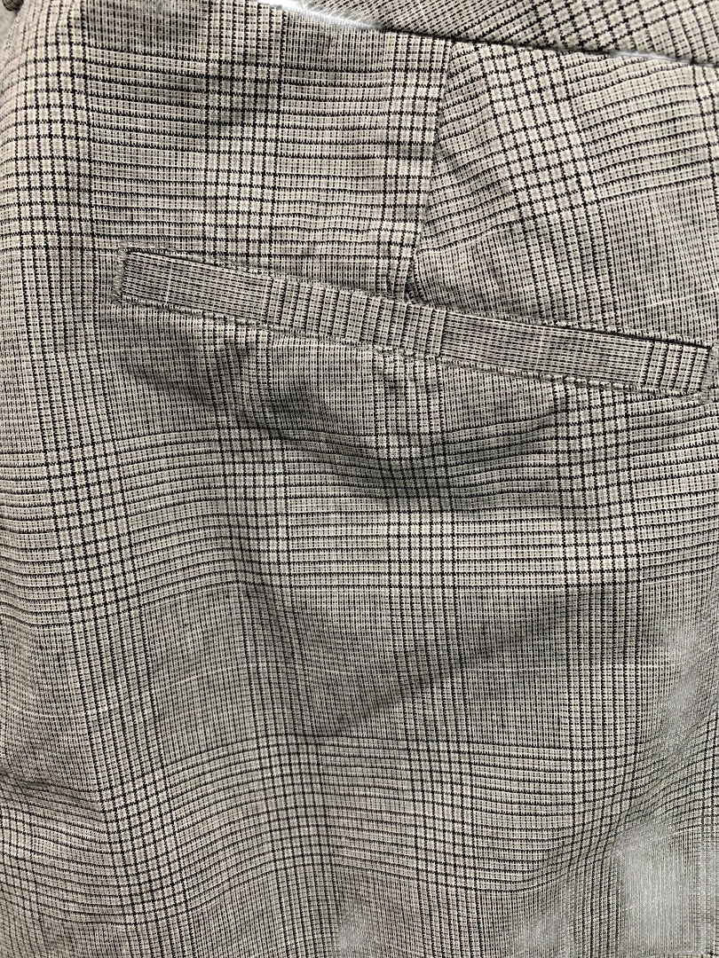 Size 16 Dockers Womens Plaid Gray Pants Mid Rise Curvy Metro Capri