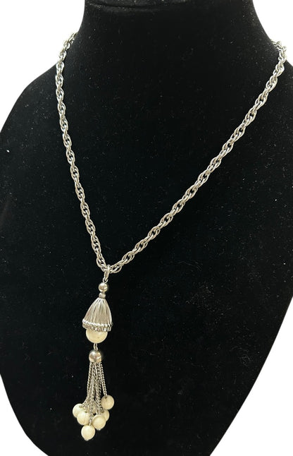 Vintage Silvertone and Cream Bead Necklace 19 Inch Spring Clasp Tassel