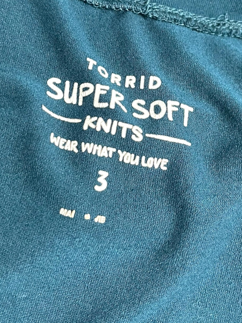 3X Torrid Super Soft Knits Womens Pullover Shirt Lace Sleeve Detail Teal