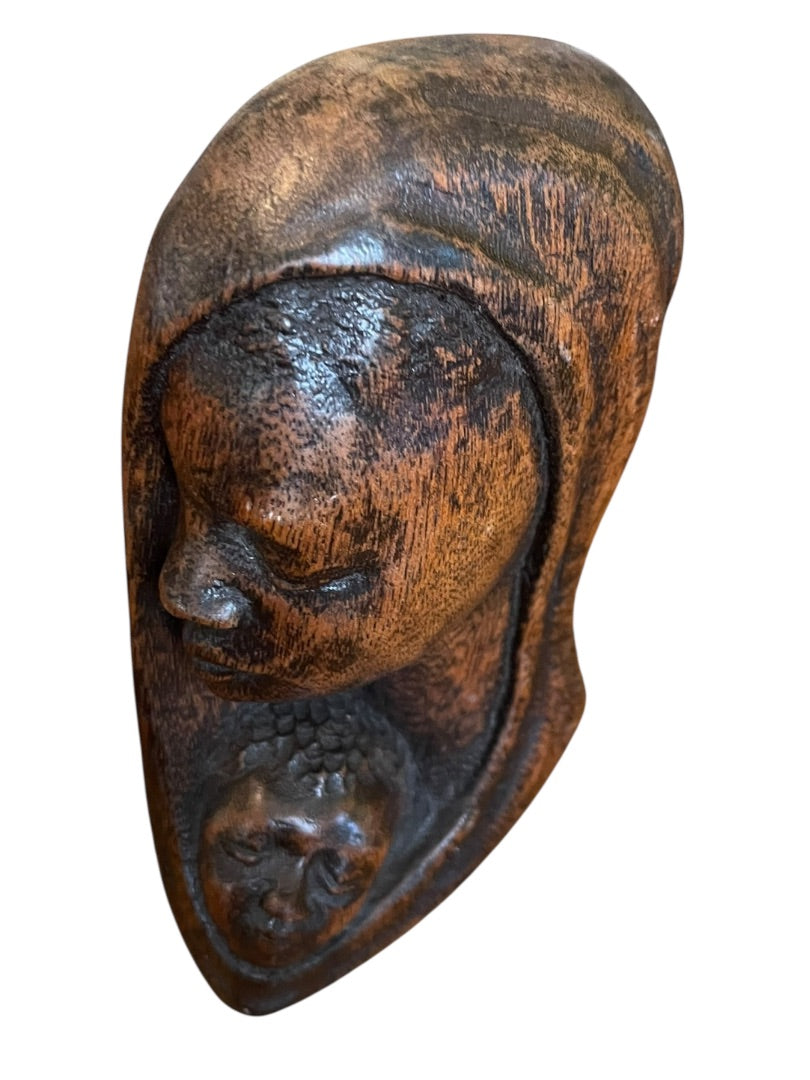Wooden Carved Madonna and Child NZAU 7" x 4" x 2"