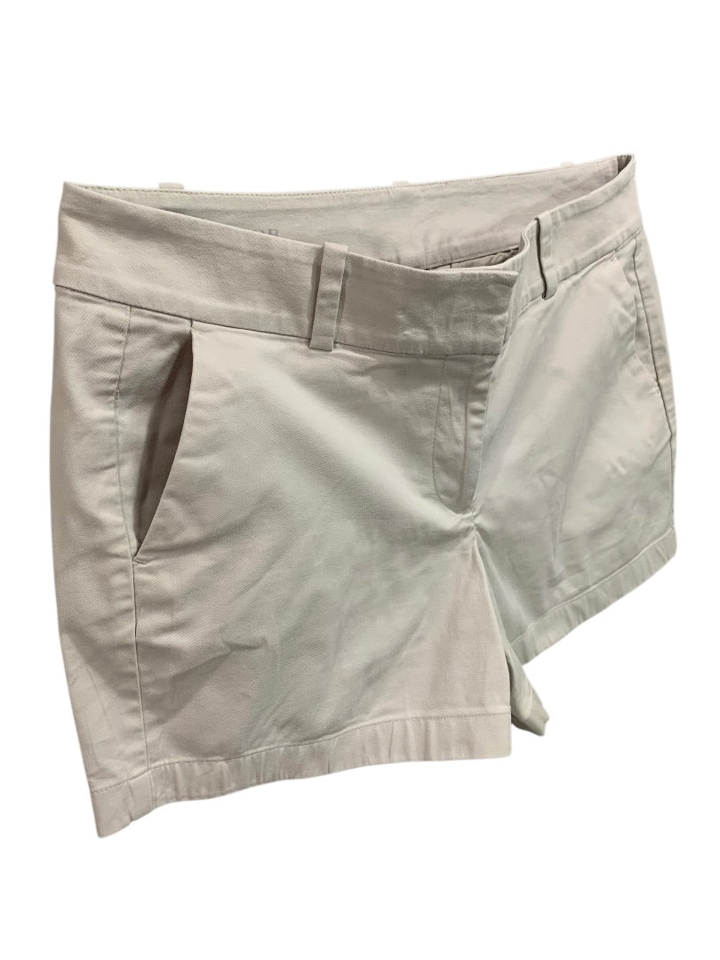 Size 8 Ann Taylor Womens City Short Chino Style Tan 4.5" Inseam