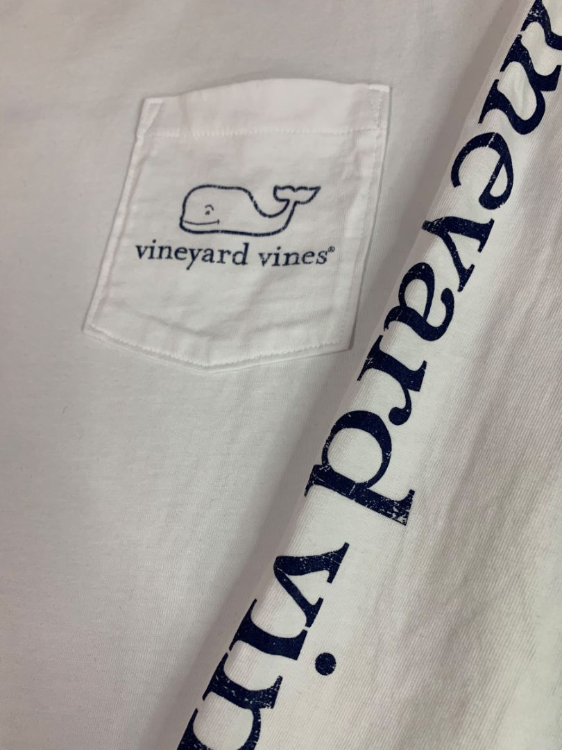 Size Small Vineyard Vines Mens White Long Sleeve Tshirt Single Pocket