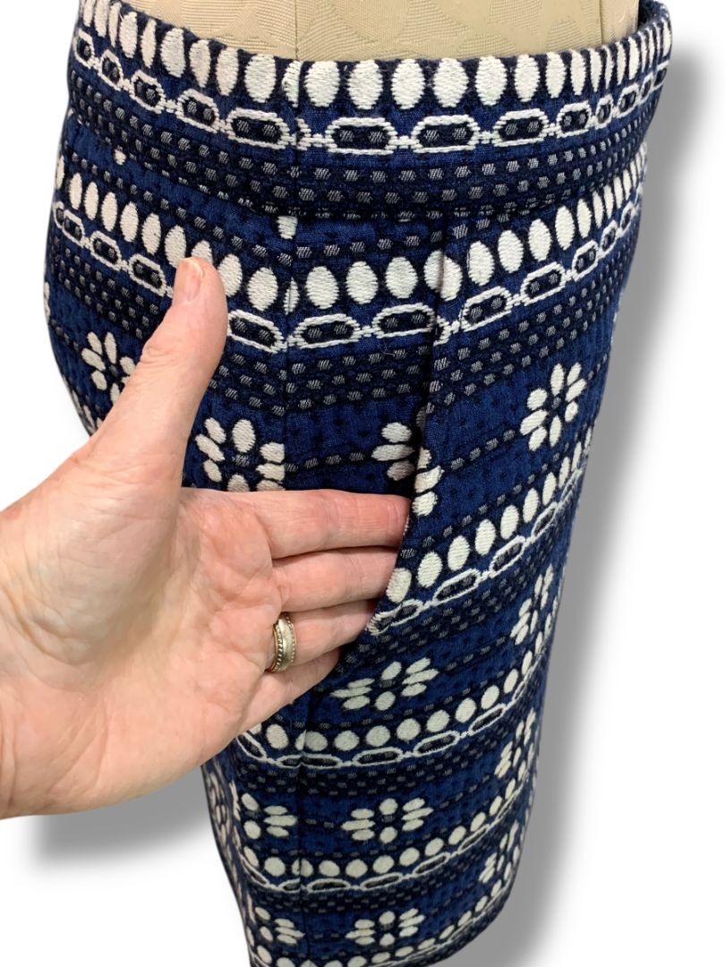 Size 2 J.Crew Floral Jacquard Mini Skirt Navy Blue Pockets 07835