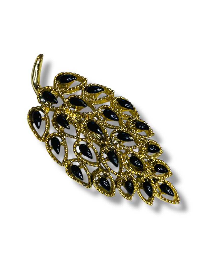 Vintage Signed Gerrys Brooch Pin Leaf Black Insets 2.6"