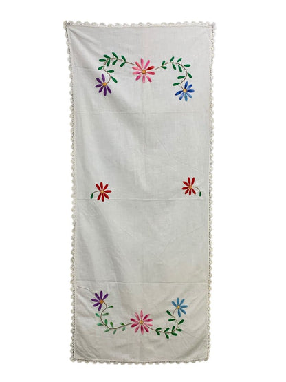 Vintage Lace Trim Embroidered Table Runner 18" x 42" Floral