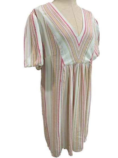 Size 14 Maggy London V-Neck Drop Shoulder Boho Dress