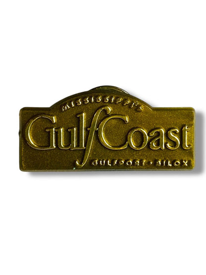 Vintage Gulf Coast Plastic Lapel Pin Goldtone Mississippi Gulfport Biloxi 1.2"