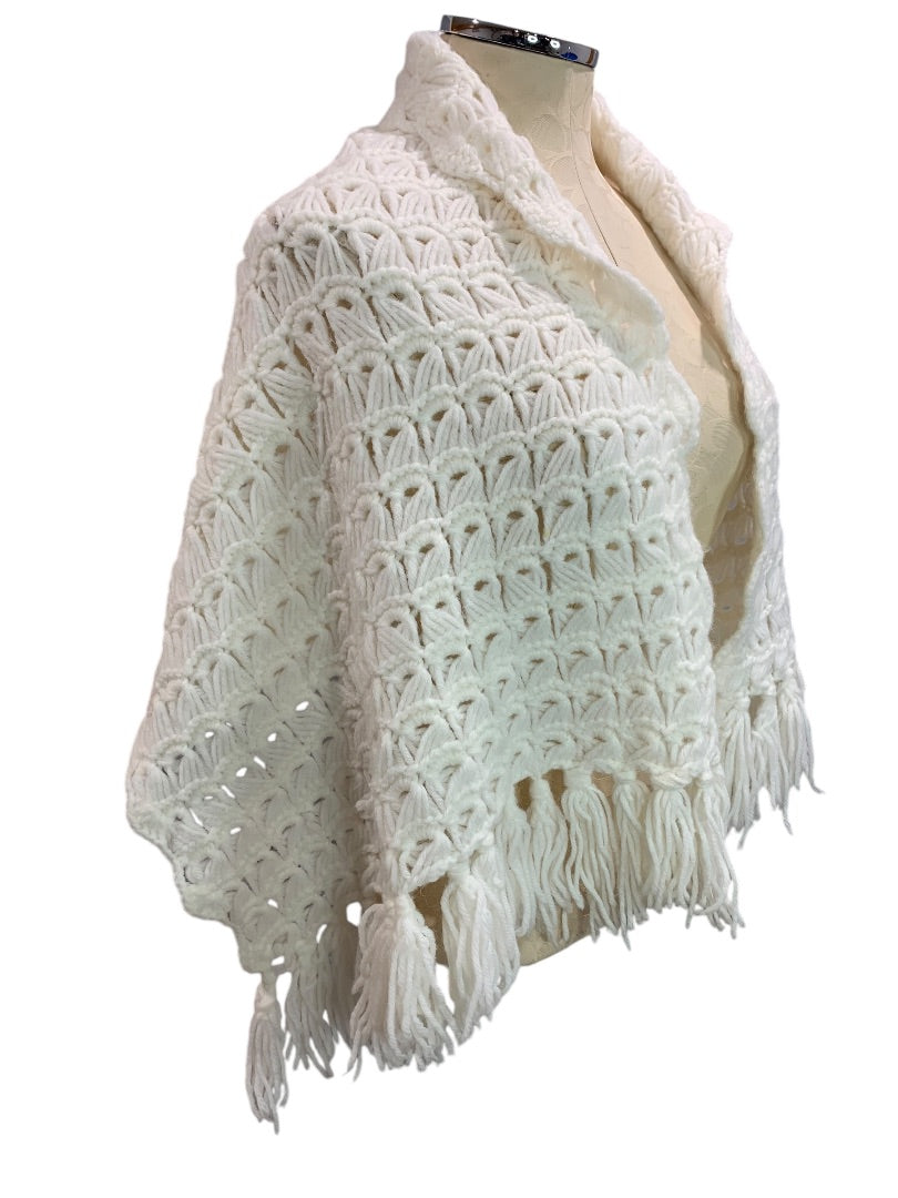 Vintage Crochet Shawl Tassels 18 x 50 Inches White