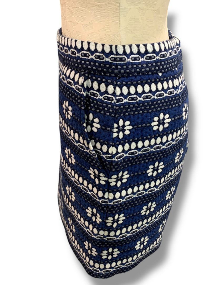 Size 2 J.Crew Floral Jacquard Mini Skirt Navy Blue Pockets 07835