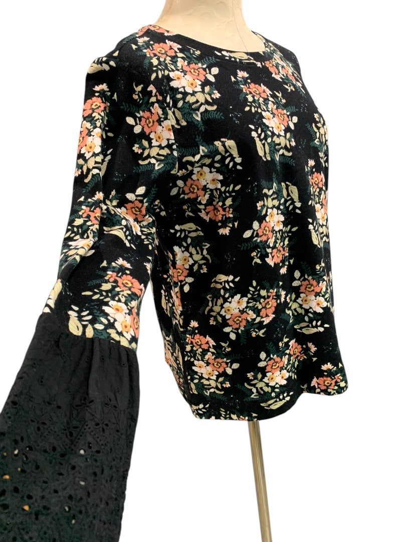 Medium Bobeau Womens Pullover Floral Shirt Eyelet Trim Sleeves