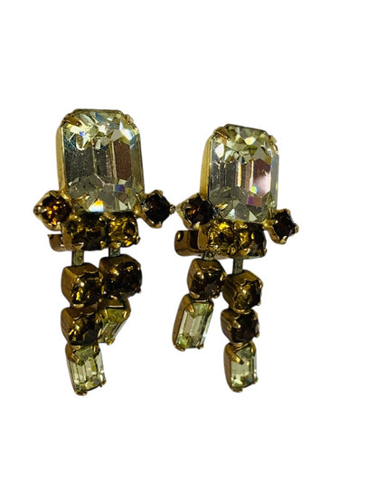 Signed Weiss Amber Crystal Earrings Non-Pierced Clip On 1.25 Inch Drop Vintage