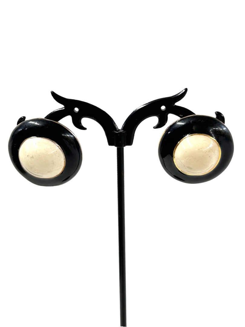 1980s Round Enameled Ivory and Black 1" Diameter Pierced Earrings