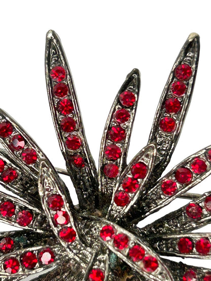 Vintage Red Crystal Silvertone Dramatic Flower Brooch Pin 2" Diameter
