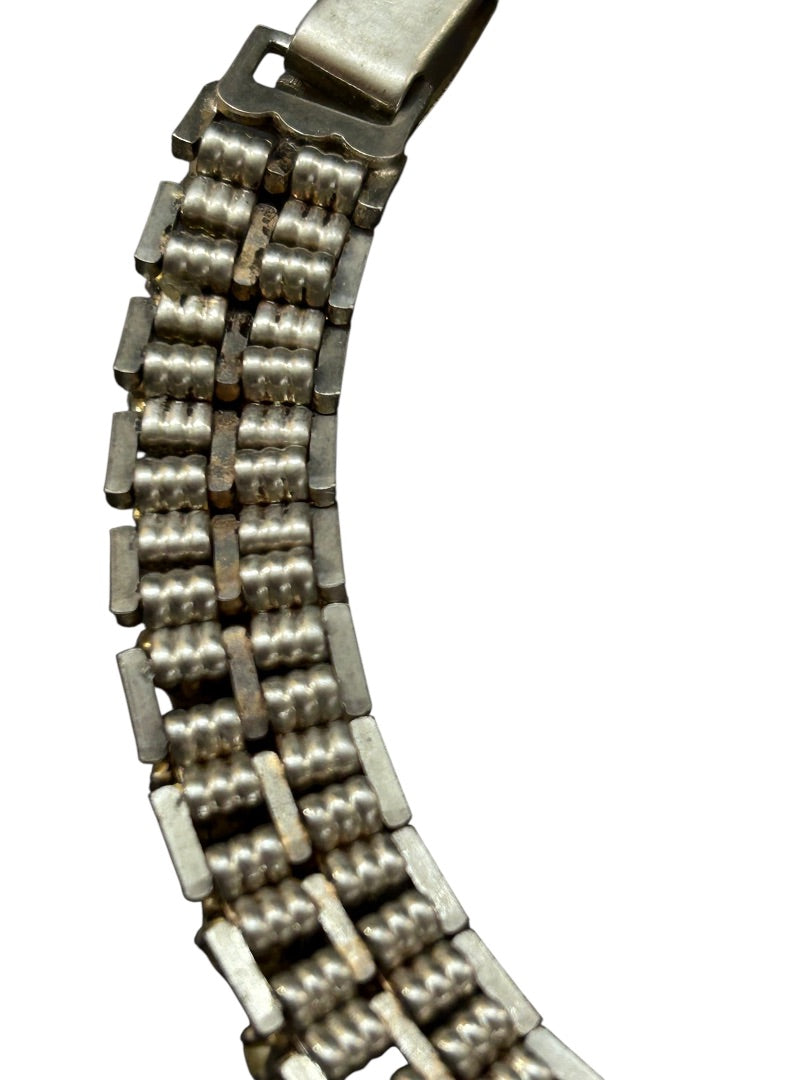 Vintage Faux Pearl Silvertone Bracelet Foldover Clasp 7 Inch