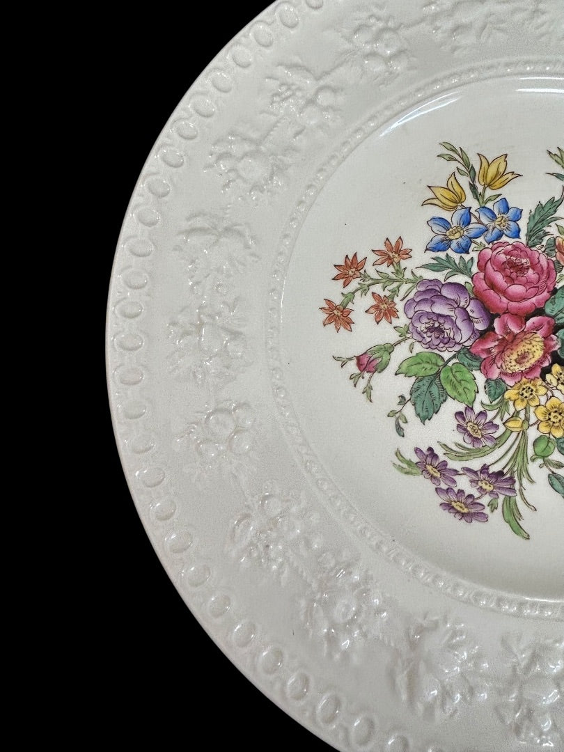 1940s Wellesley Wedgwood Ullswater China 10.75" Dinner Plate