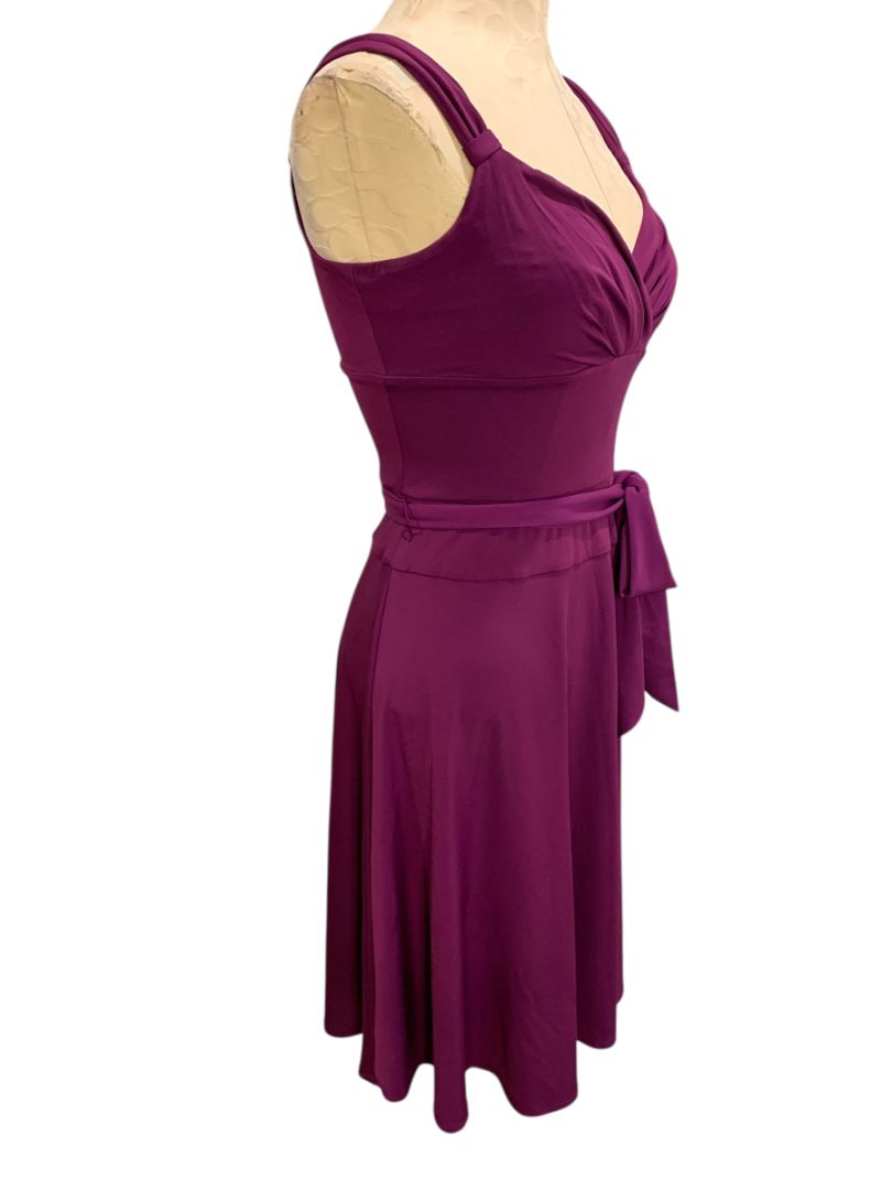 Size 4 Morgan McFeeters Purple V-Neck Dress Sleeveless Belted