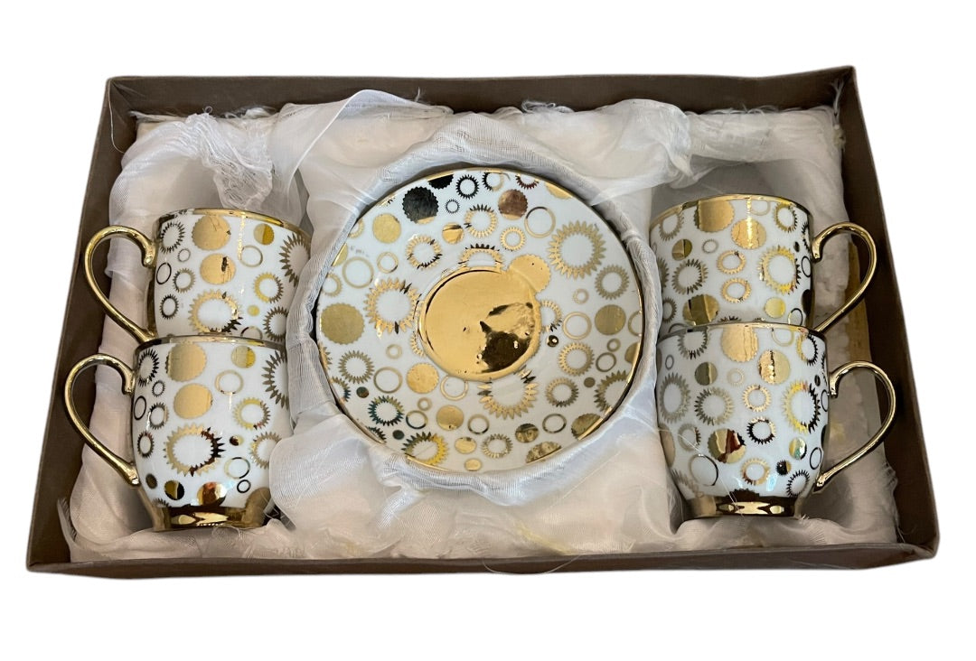Extra Set of 4 Demitasse Cups and Saucers Set White Gold in Box