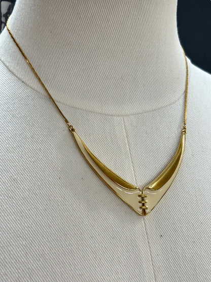 1980s Retro Goldtone Enameled Necklace V-Neck 17 Inch 8-9" Drop