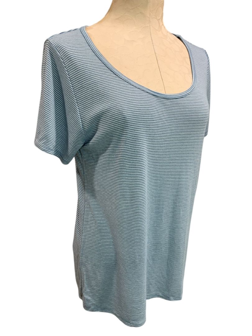 Medium LulaRose Womens Blue Stripe Hi Lo Tshirt Scoop Neck