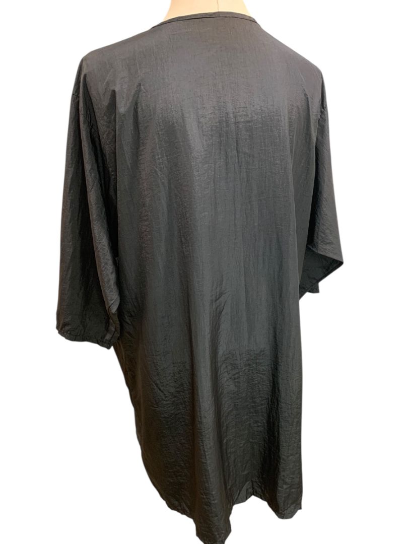 One Size Andre Hair Styling Smocck for Clients Button Up Black Style 9204