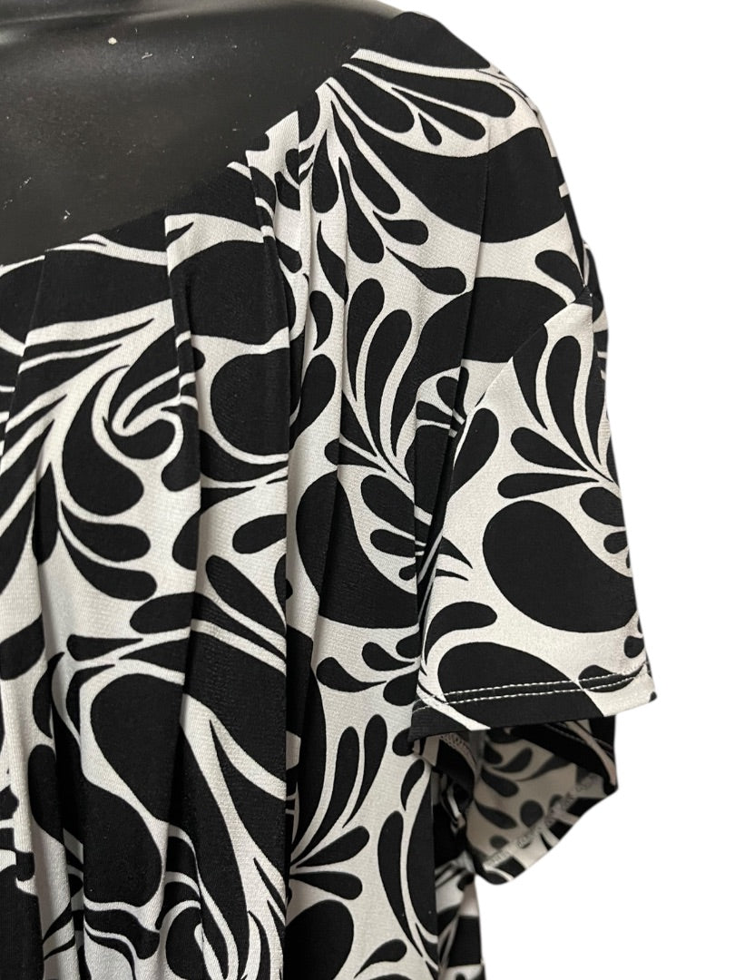 28W Merona Shore Sleeve Top Lined Long Dress Black & White