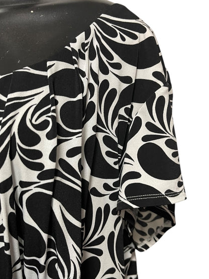 28W Merona Shore Sleeve Top Lined Long Dress Black & White