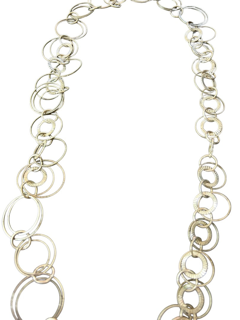 Silvertone Interlocking Circles Statement 34 Inch Necklace Overhead No Clasp Lightweight