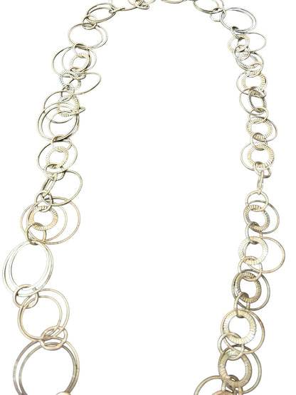 Silvertone Interlocking Circles Statement 34 Inch Necklace Overhead No Clasp Lightweight