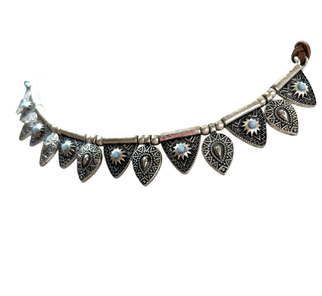 Cord and Metal Southwestern Style Necklace 15.5-18 Inch Silvertone Lobster Clasp