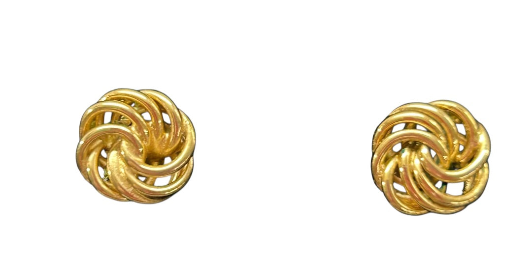 Small Goldtone Post Pierced Earrings Knot .4 Inch Knot