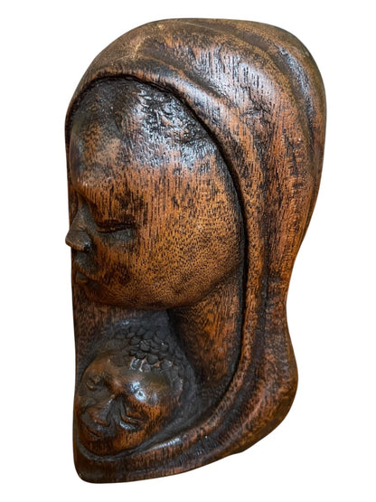 Wooden Carved Madonna and Child NZAU 7" x 4" x 2"