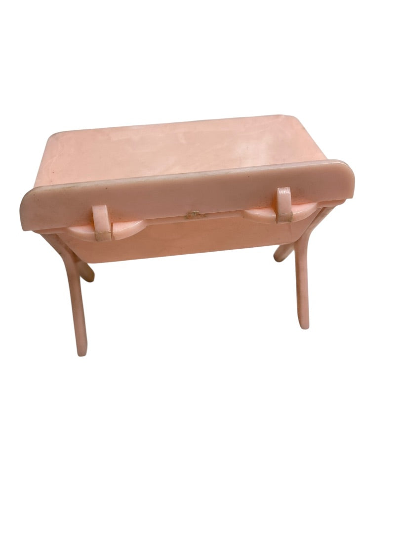 1950s Renewal Dollhouse Miniature Bathinette Dolly Plastic 3" L