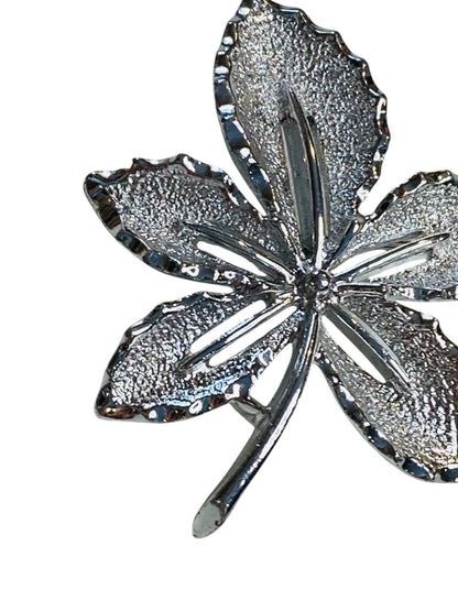Vintage Signed Sarah Coventry Brooch Pin Silvertone Flower 2"