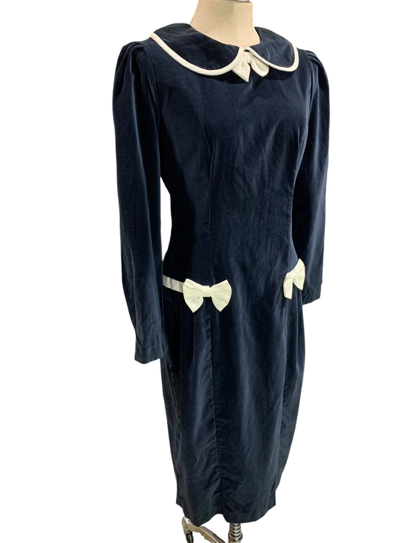 Medium Vintage 1960s Velvet Dress Navy Blue Ivory Box Trim