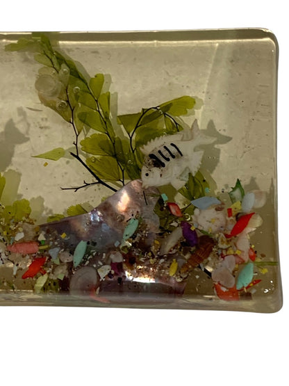 Vintage Lucite Fish Aquarium Paperweight Hanging Ornament 4.1 x 2.5"
