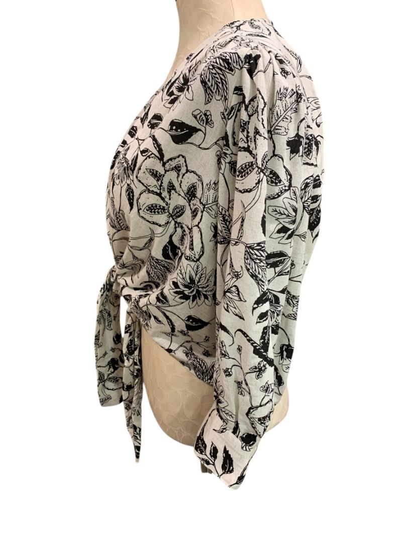 Medium Japra Womens Linen Blend Tie Up Front Shirt