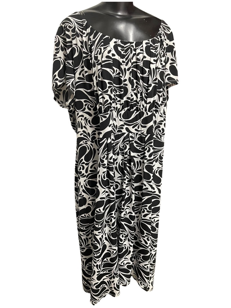 28W Merona Shore Sleeve Top Lined Long Dress Black & White