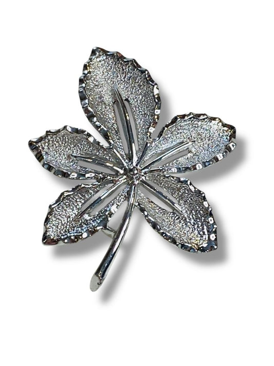Vintage Signed Sarah Coventry Brooch Pin Silvertone Flower 2"