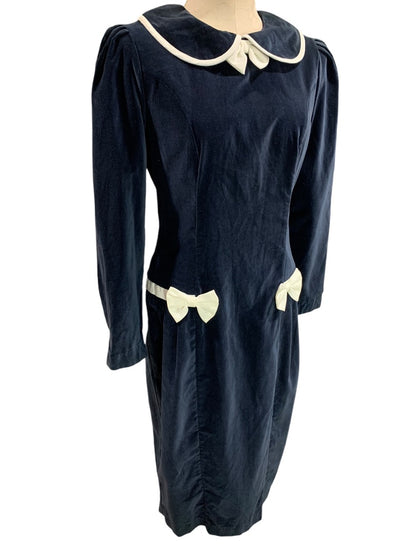 Medium Vintage 1960s Velvet Dress Navy Blue Ivory Box Trim