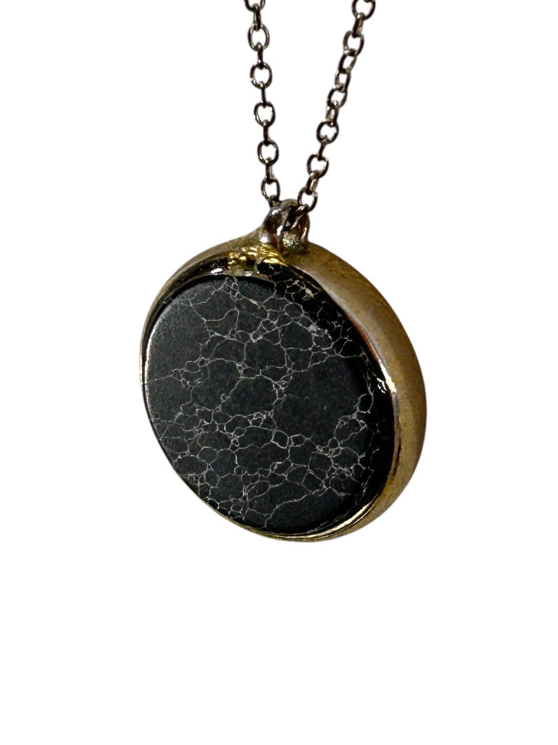 Silvertone Faux Marble Pendant Necklace 32-35 Inch Reversible Black White