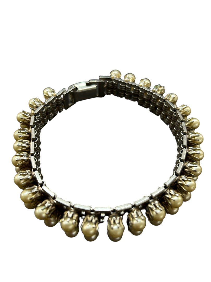 Vintage Faux Pearl Silvertone Bracelet Foldover Clasp 7 Inch