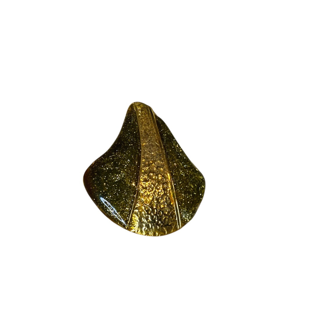Vintage Goldtone Brooch Glittery Green Hammered 1.5 Inch Japan