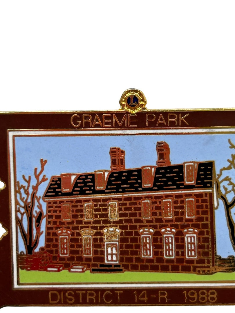 Graeme Park District 14-R 1988 Goldtone Enameled Pin Double Back 1.4" x 2"