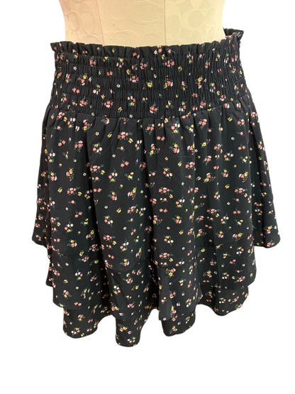 Medium Socialite Mini Skirt Black Floral Tiered Pull On