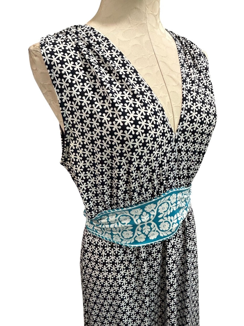 Medium Max Studio Sleeveless Print Maxi Dress V-Neck Navy Blue Teal V-Neck