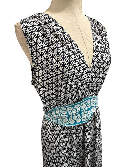 Medium Max Studio Sleeveless Print Maxi Dress V-Neck Navy Blue Teal V-Neck